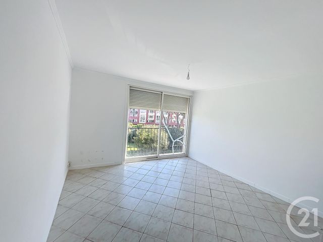 Appartement F4 à vendre - 4 pièces - 68,65 m2 - Mandelieu La Napoule - 06 - PROVENCE-ALPES-COTE-D-AZUR