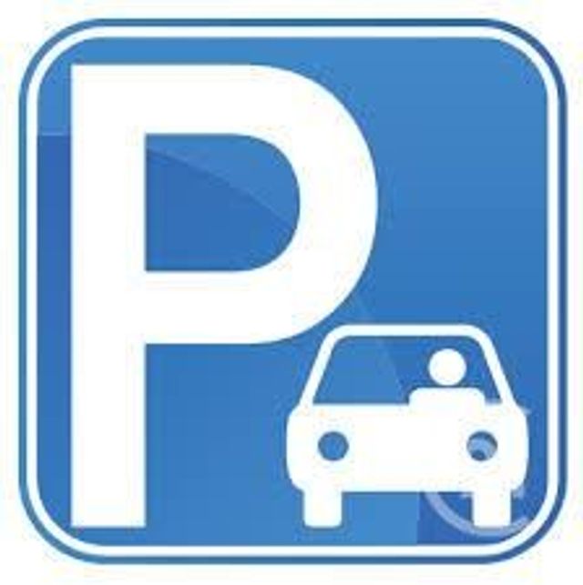 Parking à vendre - 12 m2 - Mandelieu La Napoule - 06 - PROVENCE-ALPES-COTE-D-AZUR