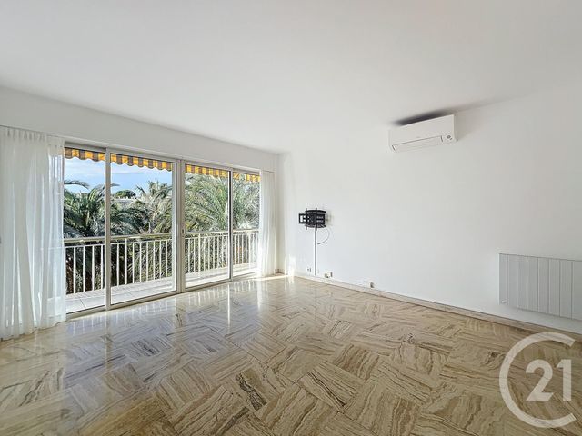 Appartement T3 à louer - 3 pièces - 57,15 m2 - Cannes - 06 - PROVENCE-ALPES-COTE-D-AZUR